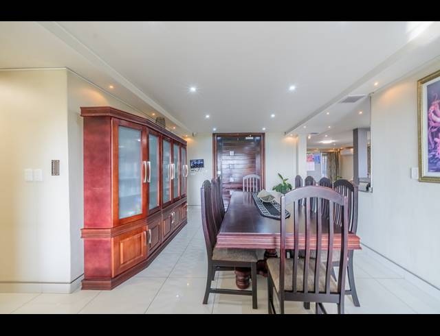 9 BEDROOM HOUSE FOR SALE IN WESTVILLE